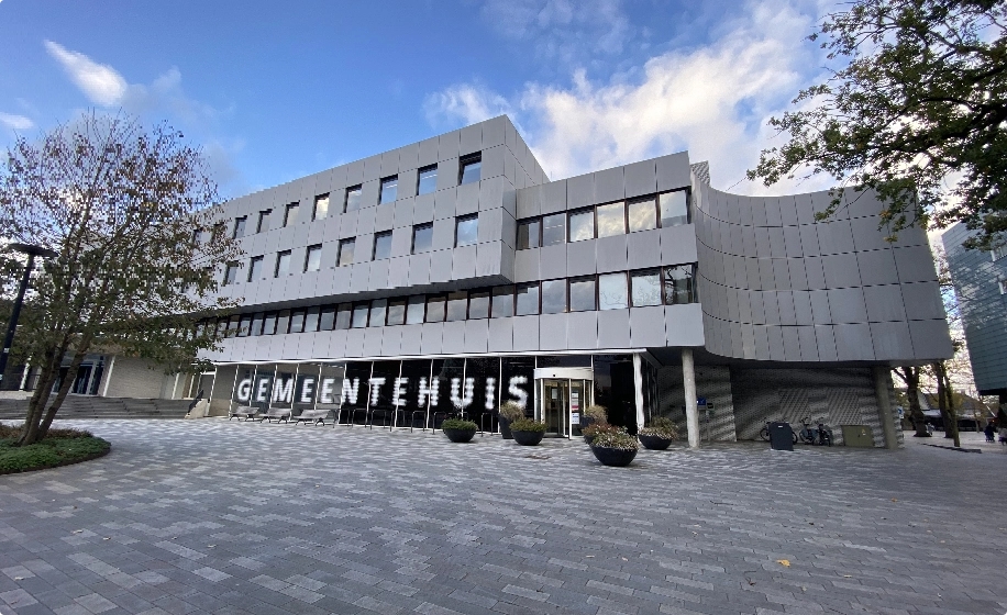 Emmen gemeentehuis