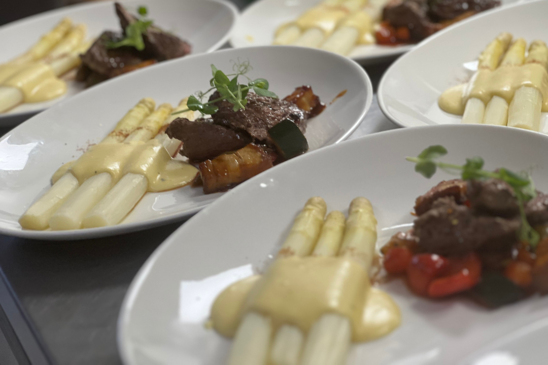 Sfeerafbeelding eten Bistro 2.53