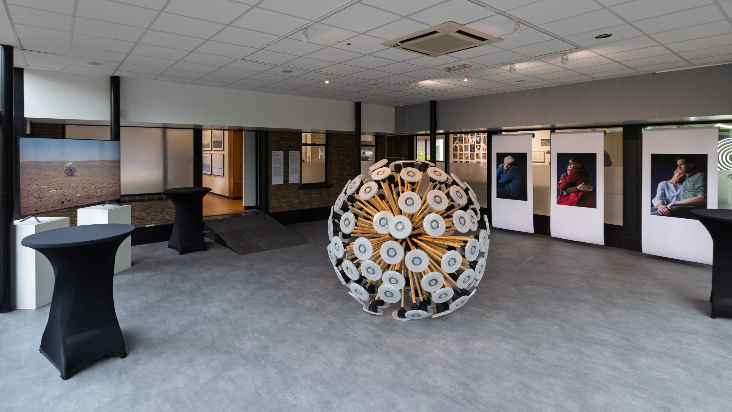 Sfeerbeeld tentoonstelling "Hier Kom ik Weg"