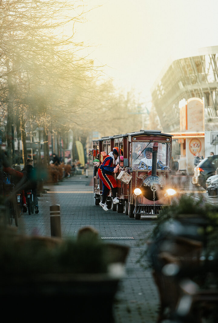 Sfeerbeeld Sinterklaasintocht Klazienaveen